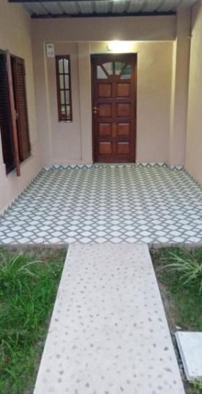 Casa 2 dormitorios con estacionamiento abierto